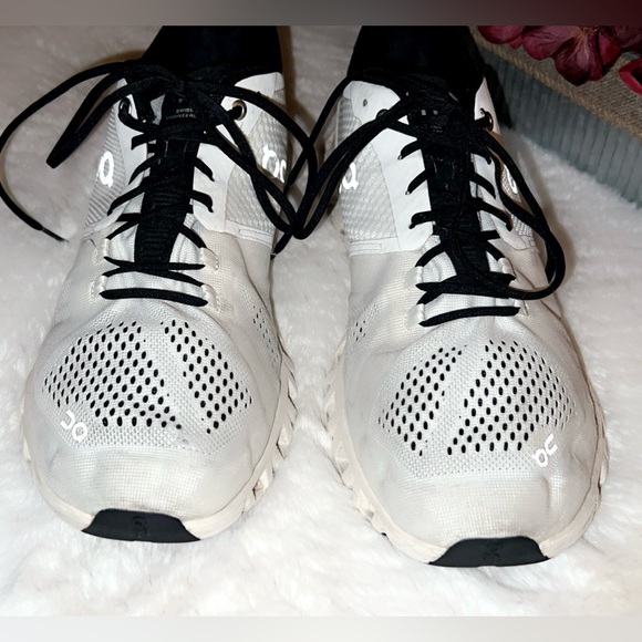 ON CLOUD Men’s X Trainers in White - Picture 5 of 10